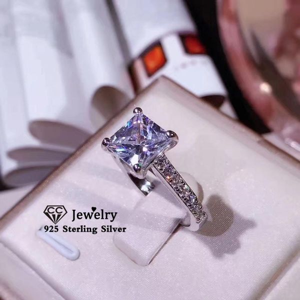 cluster rings for women s925 sterling silver square cubic zirconia ring bridal wedding engagement fine jewelry simple accessory 631, Golden;silver
cluster rings for women s925 sterling silver square cubic zirconia ring bridal wedding engagement fine jewelry simple accessory 631, Golden;silver