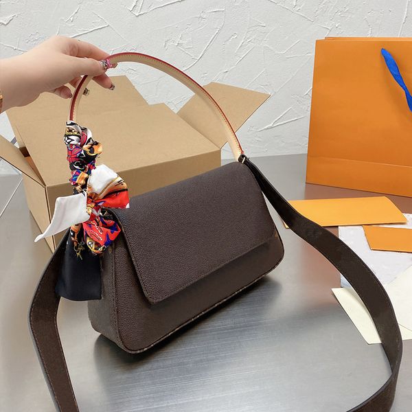 women luxurys designers bags 2021all-match underarm women's bag high-quality shoulder bag women
women luxurys designers bags 2021all-match underarm women's bag high-quality shoulder bag women