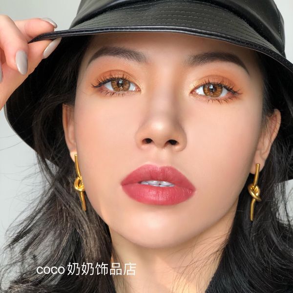 french celi serin brass gold plated knot classic temperament tie earrings luxurys designers jewelry, Golden;silver
french celi serin brass gold plated knot classic temperament tie earrings luxurys designers jewelry, Golden;silver
