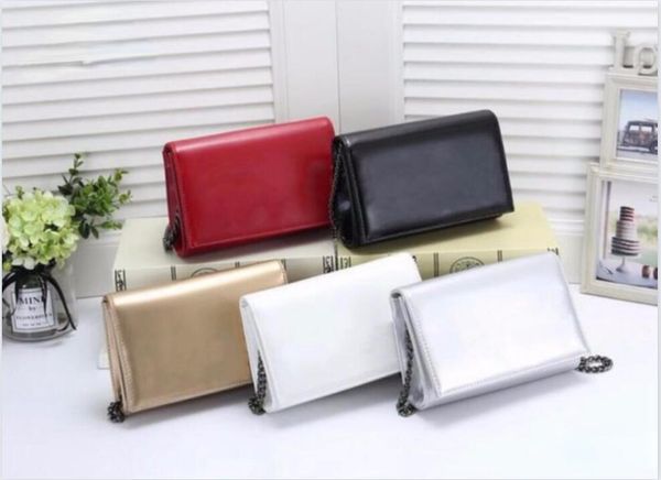2022 brand designer chain retro shoulder bag shiny small square bages with cover soft surface diagonal bags with letters
2022 brand designer chain retro shoulder bag shiny small square bages with cover soft surface diagonal bags with letters