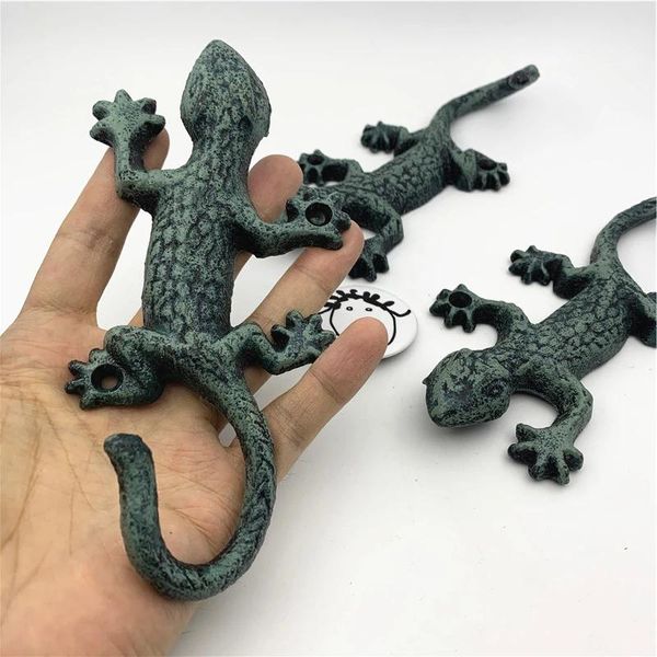 hooks & rails wrought iron gecko hook multipurpose wall mounted rustic for home living room garden decoration perchero pared
hooks & rails wrought iron gecko hook multipurpose wall mounted rustic for home living room garden decoration perchero pared