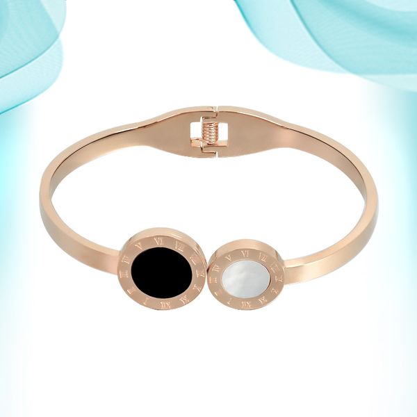 personalized stainless steel bangle black and white roman round cake shell fashion designer ladies girls party gifts with wholesale offers f
personalized stainless steel bangle black and white roman round cake shell fashion designer ladies girls party gifts with wholesale offers f