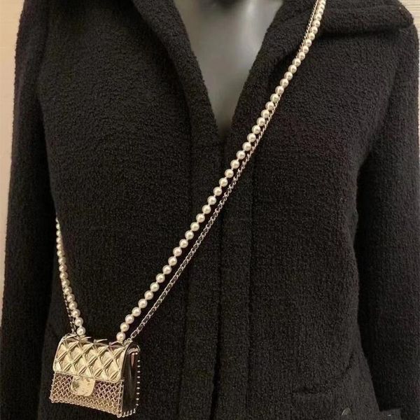 keychains handmade ribbon chain pearl metal rhombus temperament simple mobile phone bag diagonal mini square, Silver
keychains handmade ribbon chain pearl metal rhombus temperament simple mobile phone bag diagonal mini square, Silver
