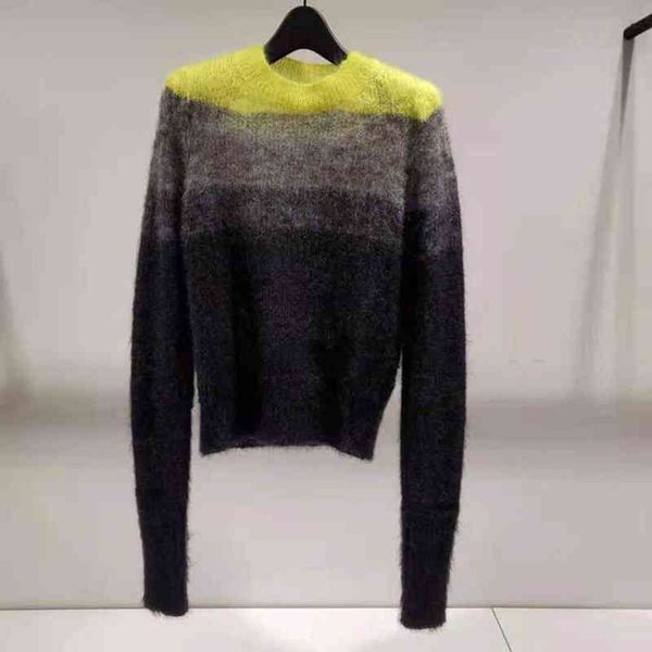 in autumn winter of 2021, women's long sved knitted and loose wool round neck degenerated sweater keep warm, White;black
in autumn winter of 2021, women's long sved knitted and loose wool round neck degenerated sweater keep warm, White;black