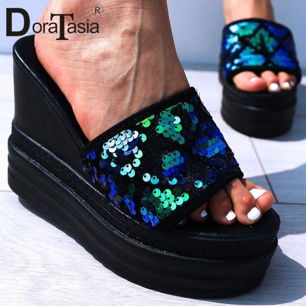 slippers doratasia summer fashion female shining bling slides unique beach platform women cool high wedges shoes woman, Black
slippers doratasia summer fashion female shining bling slides unique beach platform women cool high wedges shoes woman, Black