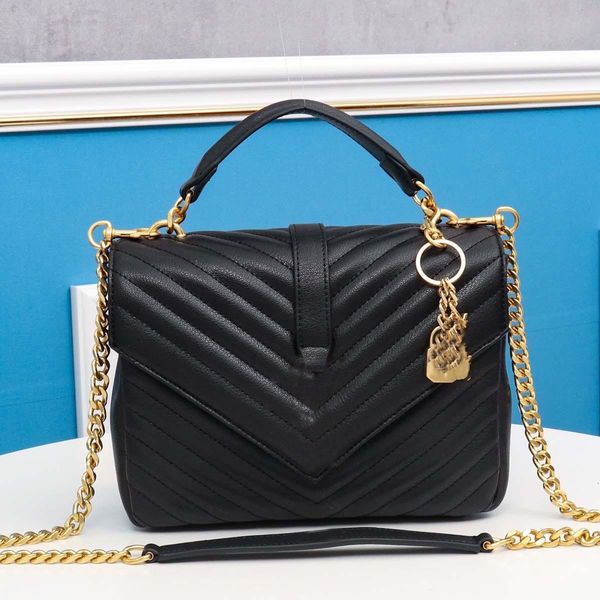2021 luxury designer diagonal bag evening s shoulder hand leather material retro natural trend gift
2021 luxury designer diagonal bag evening s shoulder hand leather material retro natural trend gift