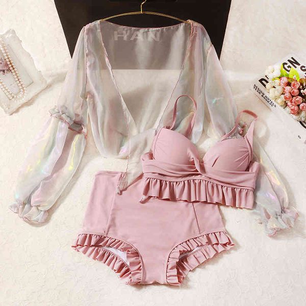 swimwear korean ins streamer colorful minority design sense girl student fan split three piece swimsuit, White;black
swimwear korean ins streamer colorful minority design sense girl student fan split three piece swimsuit, White;black