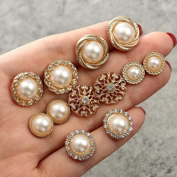 stud vintage rhinestone geometric flower hollow out earrings set for women girls fashion imitation pearl shell small, Golden;silver
stud vintage rhinestone geometric flower hollow out earrings set for women girls fashion imitation pearl shell small, Golden;silver