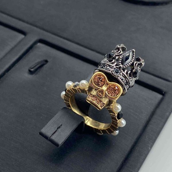 fatanstic black diamond punk skull crown ring, Golden;silver 
fatanstic black diamond punk skull crown ring, Golden;silver