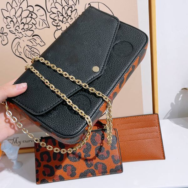 mini crossbody bags leopard letters embossed contrast color 3 in 1 three-pie envelope bags women luxurys bags 4 colors with box
mini crossbody bags leopard letters embossed contrast color 3 in 1 three-pie envelope bags women luxurys bags 4 colors with box