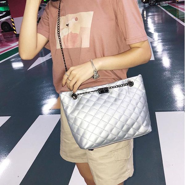 recreational vehicle stitching rhombus chain bag fashion messenger women's shoulder purses and handbags cross body
recreational vehicle stitching rhombus chain bag fashion messenger women's shoulder purses and handbags cross body