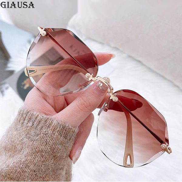 sunglasses 2021 rimless women brown fashion glasses vasos decorativos moda mujer lunette de soleil femme zonnebril dames, White;black
sunglasses 2021 rimless women brown fashion glasses vasos decorativos moda mujer lunette de soleil femme zonnebril dames, White;black