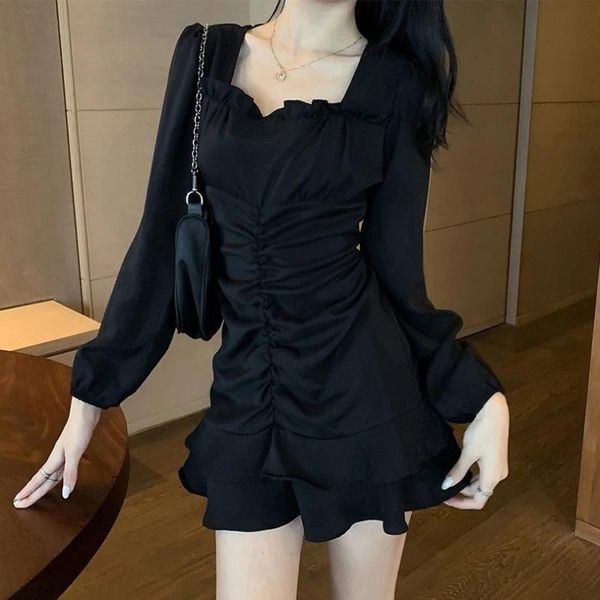 casual dresses 2021 autumn korean slim irregular ruffle dress women black mini female vintage elegant party night gothic, Black;gray
casual dresses 2021 autumn korean slim irregular ruffle dress women black mini female vintage elegant party night gothic, Black;gray
