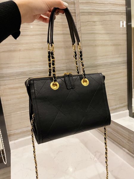china luxury designers bags handbags 2021 women diamond lattice chain embroidery thread shoulder bag women's messenger handbag, Black;red
china luxury designers bags handbags 2021 women diamond lattice chain embroidery thread shoulder bag women's messenger handbag, Black;red