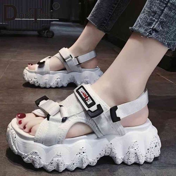 sandals 2021 girl fashion brand design summer high platform women cool shoes woman sandalias mujer b18u, Black
sandals 2021 girl fashion brand design summer high platform women cool shoes woman sandalias mujer b18u, Black