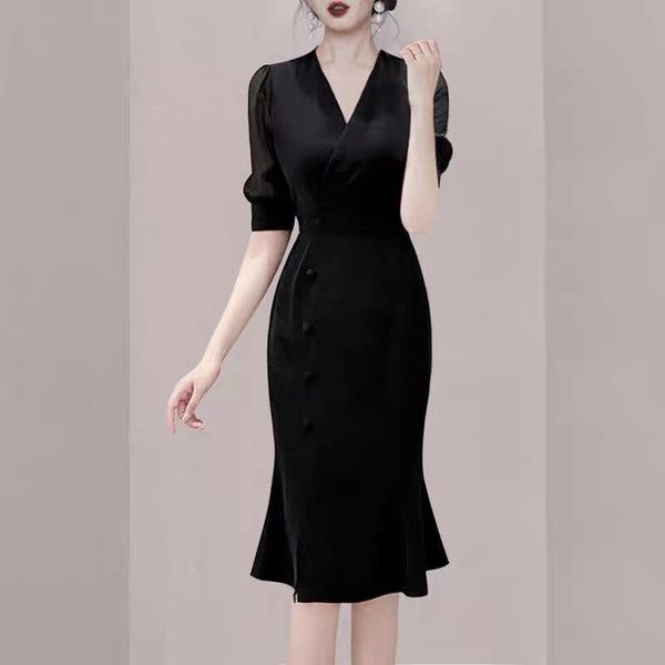 elegant black office lady dress summer short sleeve v-neck simple party dresses women korean chic mermaid dress 210514, Black;gray
elegant black office lady dress summer short sleeve v-neck simple party dresses women korean chic mermaid dress 210514, Black;gray