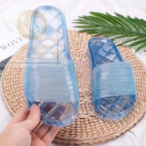 sandals 2021 men and women solid color jelly slippers, ladies transparent swimming sandals, outdoor beach large size 35-46, Black
sandals 2021 men and women solid color jelly slippers, ladies transparent swimming sandals, outdoor beach large size 35-46, Black