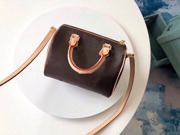 bag classi cwallets woman fashion designers clutch purses bags monogrames clemence long wallet card holder purse with box dust 252
bag classi cwallets woman fashion designers clutch purses bags monogrames clemence long wallet card holder purse with box dust 252