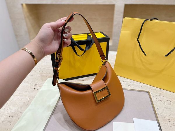2021 medieval bag armpit fashionable half moon leisure temperament small women's commuting luxuryss designerss yw
2021 medieval bag armpit fashionable half moon leisure temperament small women's commuting luxuryss designerss yw