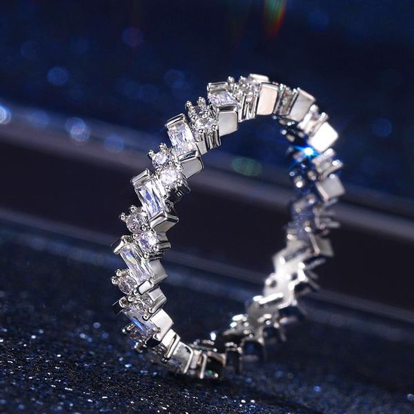 huitan delicate women engagement rings inlaid cubic zirconia fresh shiny girl korean jewelry fashion contracted lady finger ring wedding, Slivery;golden
huitan delicate women engagement rings inlaid cubic zirconia fresh shiny girl korean jewelry fashion contracted lady finger ring wedding, Slivery;golden