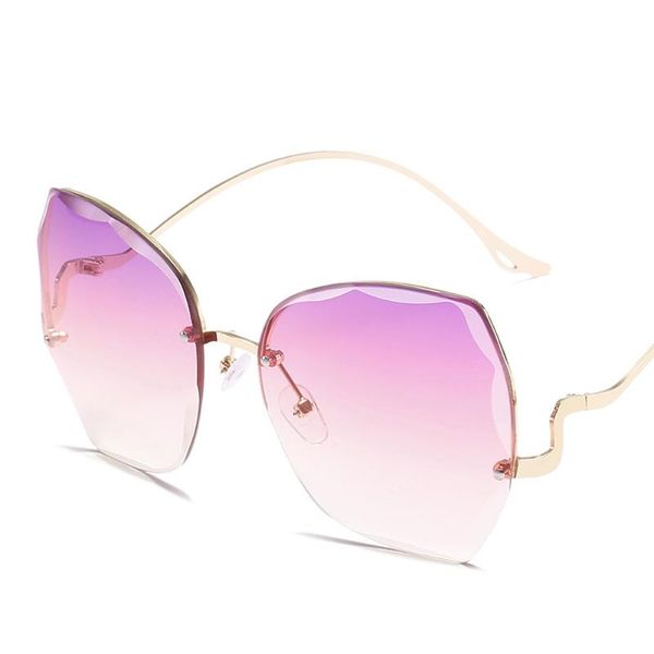 outdoor eyewear xaybzc 2022 fashion tea gradient sunglasses women ocean water cut trimmed lens metal curved temples sun glasses female uv400
outdoor eyewear xaybzc 2022 fashion tea gradient sunglasses women ocean water cut trimmed lens metal curved temples sun glasses female uv400