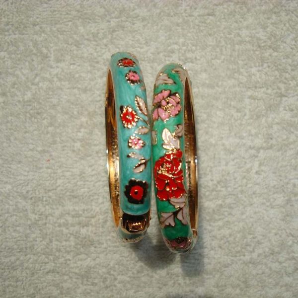 bracelet peony flower chinese bangle cloisonne enamel traditional handicraft ethnic bangles for women accessory fashion jewelry charm bracel, Golden;silver
bracelet peony flower chinese bangle cloisonne enamel traditional handicraft ethnic bangles for women accessory fashion jewelry charm bracel, Golden;silver