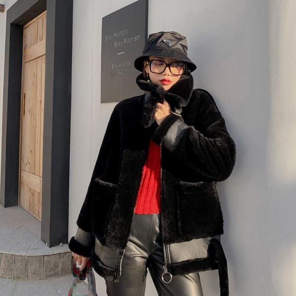 women's fur & faux luxury winter women real jacket warm loose fit natural wool shearling genuine leather biker coat windproof overcaot, Black
women's fur & faux luxury winter women real jacket warm loose fit natural wool shearling genuine leather biker coat windproof overcaot, Black