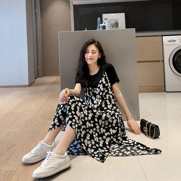 tianluo chiffon suspender dress two piece suit women's summer 2021 french large fat mm slim floral skirt tracksuits, Gray
tianluo chiffon suspender dress two piece suit women's summer 2021 french large fat mm slim floral skirt tracksuits, Gray