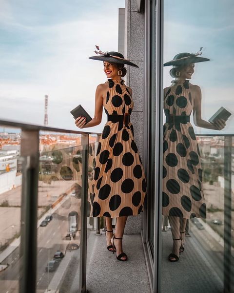 2021womens dress summer fashion polka dot pleated halterneck woman dress 2021 new elegant sleeveless a-line party dresses vestidos, Black;gray
2021womens dress summer fashion polka dot pleated halterneck woman dress 2021 new elegant sleeveless a-line party dresses vestidos, Black;gray