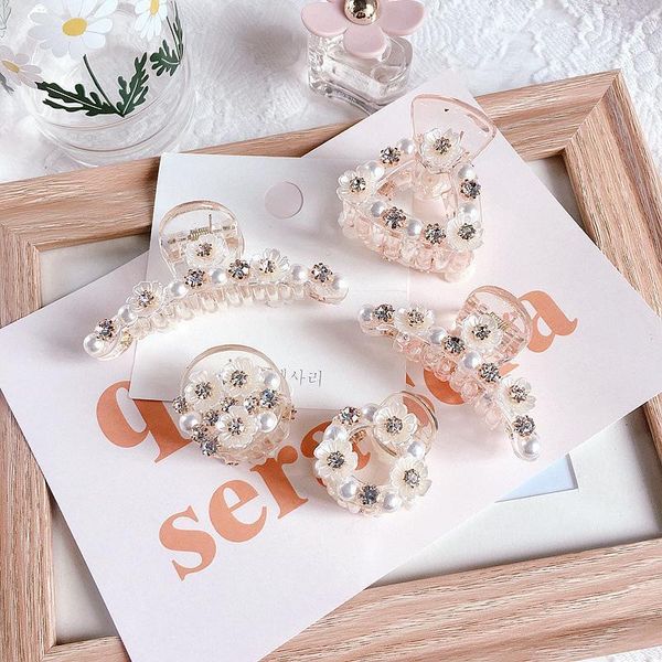 korea style small daisies simple hairpin imitation pearl rhinestones trendy hair claw for women fashion accessories1
korea style small daisies simple hairpin imitation pearl rhinestones trendy hair claw for women fashion accessories1