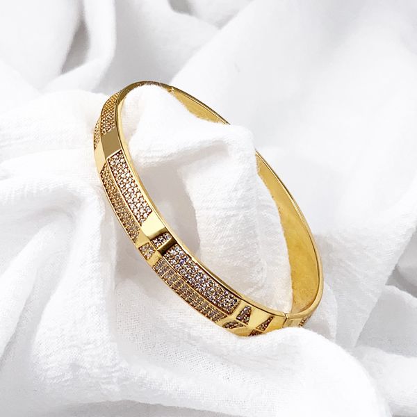 fashion personalized design bangles woman stainless steel 18k letters iced out gold bangle for women bohemian pretty charm wedding dainty je, Black
fashion personalized design bangles woman stainless steel 18k letters iced out gold bangle for women bohemian pretty charm wedding dainty je, Black