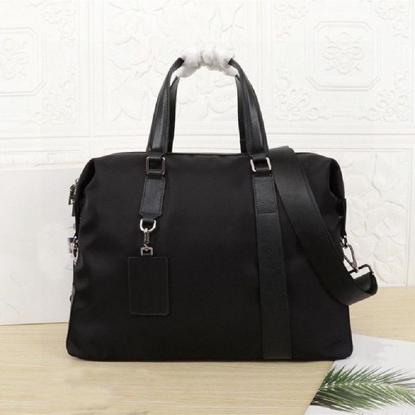 2021 men's black nylon canvas waterproof travel bag simple leisure luggage sports outdoor large capacity classic handbag
2021 men's black nylon canvas waterproof travel bag simple leisure luggage sports outdoor large capacity classic handbag