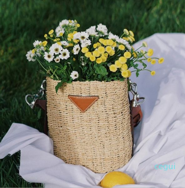 2021 the latest food basket bag, luxury designer handbag, shoulder bags, handbags, leather and woven collocation
2021 the latest food basket bag, luxury designer handbag, shoulder bags, handbags, leather and woven collocation