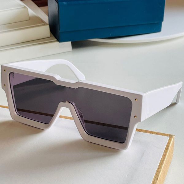mens sunglasses z1547 square one-piece lens with four-leaf crystal decoration black and white classic sun glasses fashion wild travel z1547e, White;black
mens sunglasses z1547 square one-piece lens with four-leaf crystal decoration black and white classic sun glasses fashion wild travel z1547e, White;black