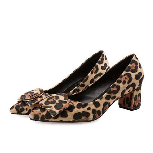 dress shoes woman with round buckle shallow low heel pointed toe spring and summer fashion sexy, Black
dress shoes woman with round buckle shallow low heel pointed toe spring and summer fashion sexy, Black