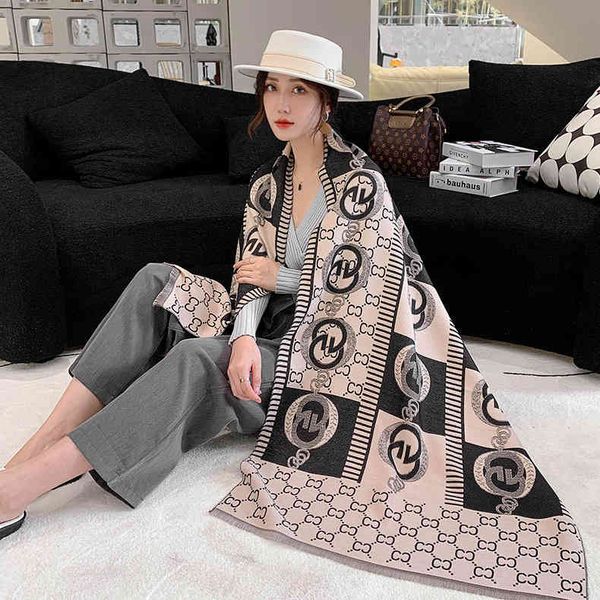 shawl scarf 2021 net red women's winter korean version versatile long for warmth and thickening bib in spring autumn, Blue;gray
shawl scarf 2021 net red women's winter korean version versatile long for warmth and thickening bib in spring autumn, Blue;gray
