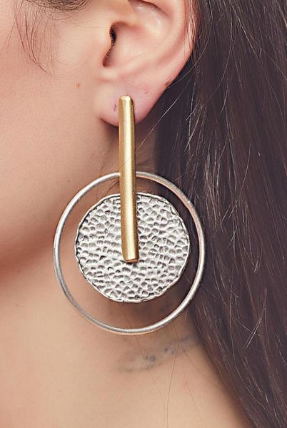 hoop & huggie silver and gold plated ring earrings season modern design for women girls fashion jewelry, Golden;silver
hoop & huggie silver and gold plated ring earrings season modern design for women girls fashion jewelry, Golden;silver