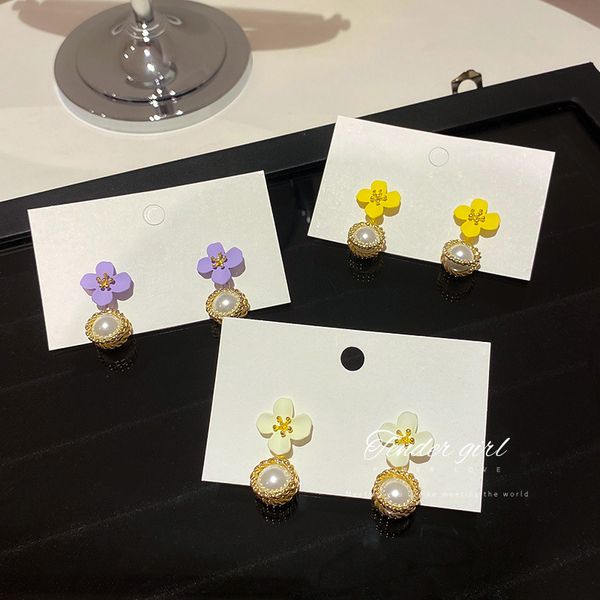 pure gold electroplating 925 silver needle pearl flower earrings, designer dongdamen simple earrings, fresh mori earrings, female, Golden;silver
pure gold electroplating 925 silver needle pearl flower earrings, designer dongdamen simple earrings, fresh mori earrings, female, Golden;silver