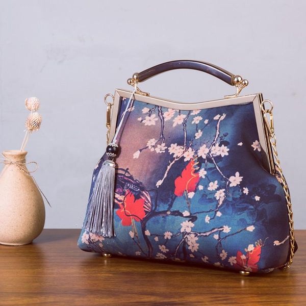 evening bags vintage embroidery shoulder for women tassel ladies tote handbags handmade elegant designer female crossbody bag chains
evening bags vintage embroidery shoulder for women tassel ladies tote handbags handmade elegant designer female crossbody bag chains