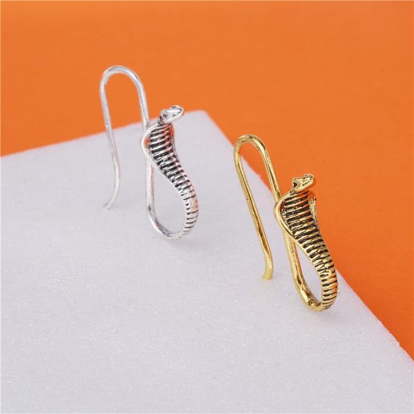 stud european and american retro earrings female personality design temperament nightclub snake-shaped, Golden;silver
stud european and american retro earrings female personality design temperament nightclub snake-shaped, Golden;silver