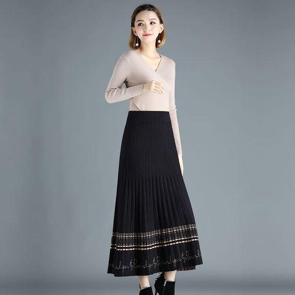 skirt national style autumn winter women's mid-length knitted women skirts a- line expansion, Black
skirt national style autumn winter women's mid-length knitted women skirts a- line expansion, Black