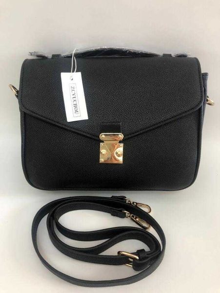 wome messenger bag shoulders women chain fashion real leathe shoulder bags cross body
wome messenger bag shoulders women chain fashion real leathe shoulder bags cross body