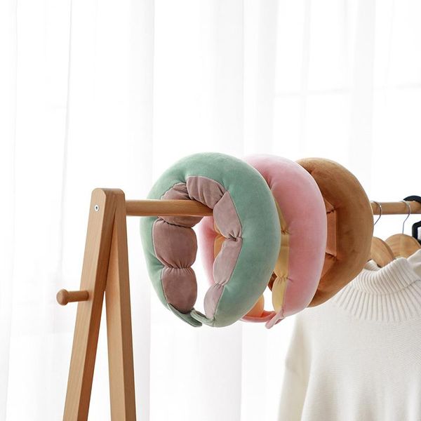 pillow u shaped travel car airplane soft cute neck support headrest cushion cartoon colorful tour journey
pillow u shaped travel car airplane soft cute neck support headrest cushion cartoon colorful tour journey