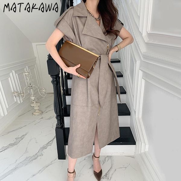 women's vests matakawa vest kroean autumn elegant notched zipper bandage slim waist long gilet fashion casual sleeveless woman jacket, Black;white
women's vests matakawa vest kroean autumn elegant notched zipper bandage slim waist long gilet fashion casual sleeveless woman jacket, Black;white