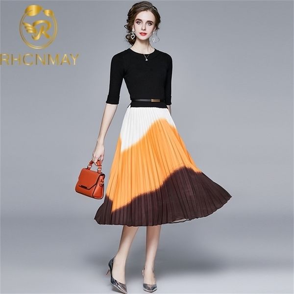 elegnat autumn warm knit stitching pleated print vintage slim long dress round neck black work casual female party dresses 210520, Black;gray
elegnat autumn warm knit stitching pleated print vintage slim long dress round neck black work casual female party dresses 210520, Black;gray