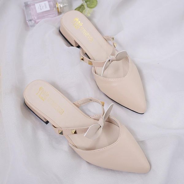 slippers fashion women shoes woman slides rivet cover pointed toe square mid heels casual plus size ladies mules, Black
slippers fashion women shoes woman slides rivet cover pointed toe square mid heels casual plus size ladies mules, Black