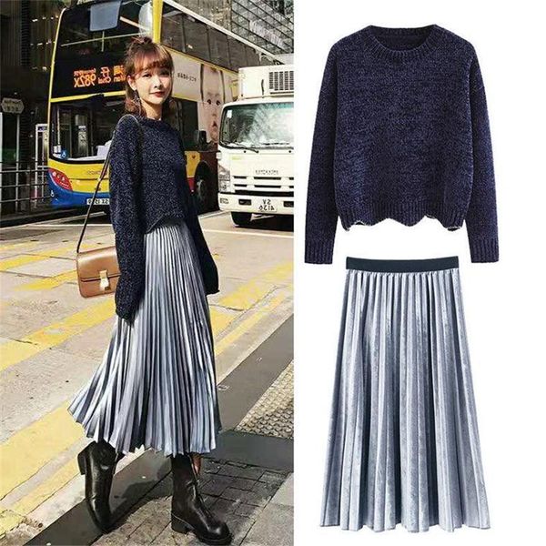two piece dress women 2021 autumn winter 2 set female long sleeve knitted pullover sweater +high waist pleated gold velvet skirt suit n262, White
two piece dress women 2021 autumn winter 2 set female long sleeve knitted pullover sweater +high waist pleated gold velvet skirt suit n262, White