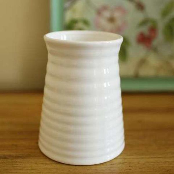 vases 14*9.5*11cm ceramic vase tableconcise style high-grade flower implement home decorations wedding accessories
vases 14*9.5*11cm ceramic vase tableconcise style high-grade flower implement home decorations wedding accessories