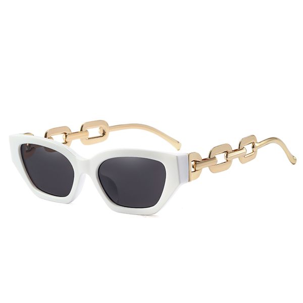 fashion cat eye sunglasses for women flat mirrored lens personalized chain mirror legs t9s5307, White;black
fashion cat eye sunglasses for women flat mirrored lens personalized chain mirror legs t9s5307, White;black