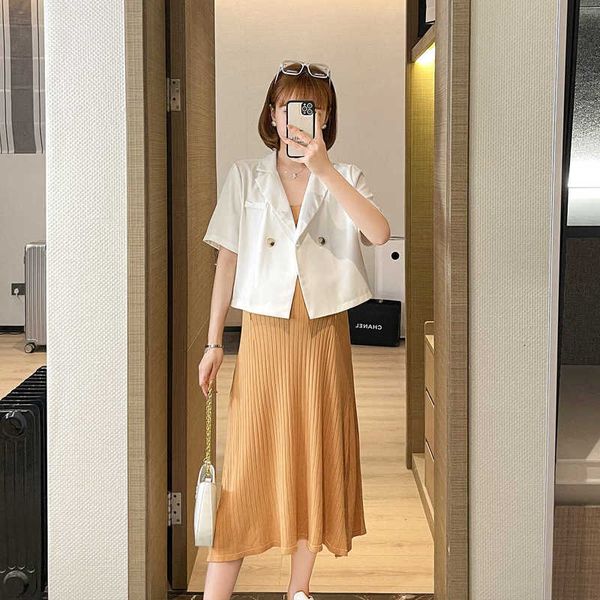 maternity 2021 temperament light mature wind small suit coat suspender skirt two piece summer drs for pregnant women, Black;gray
maternity 2021 temperament light mature wind small suit coat suspender skirt two piece summer drs for pregnant women, Black;gray